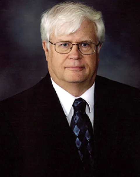 field_portrait/0/title field_portrait/0/alt