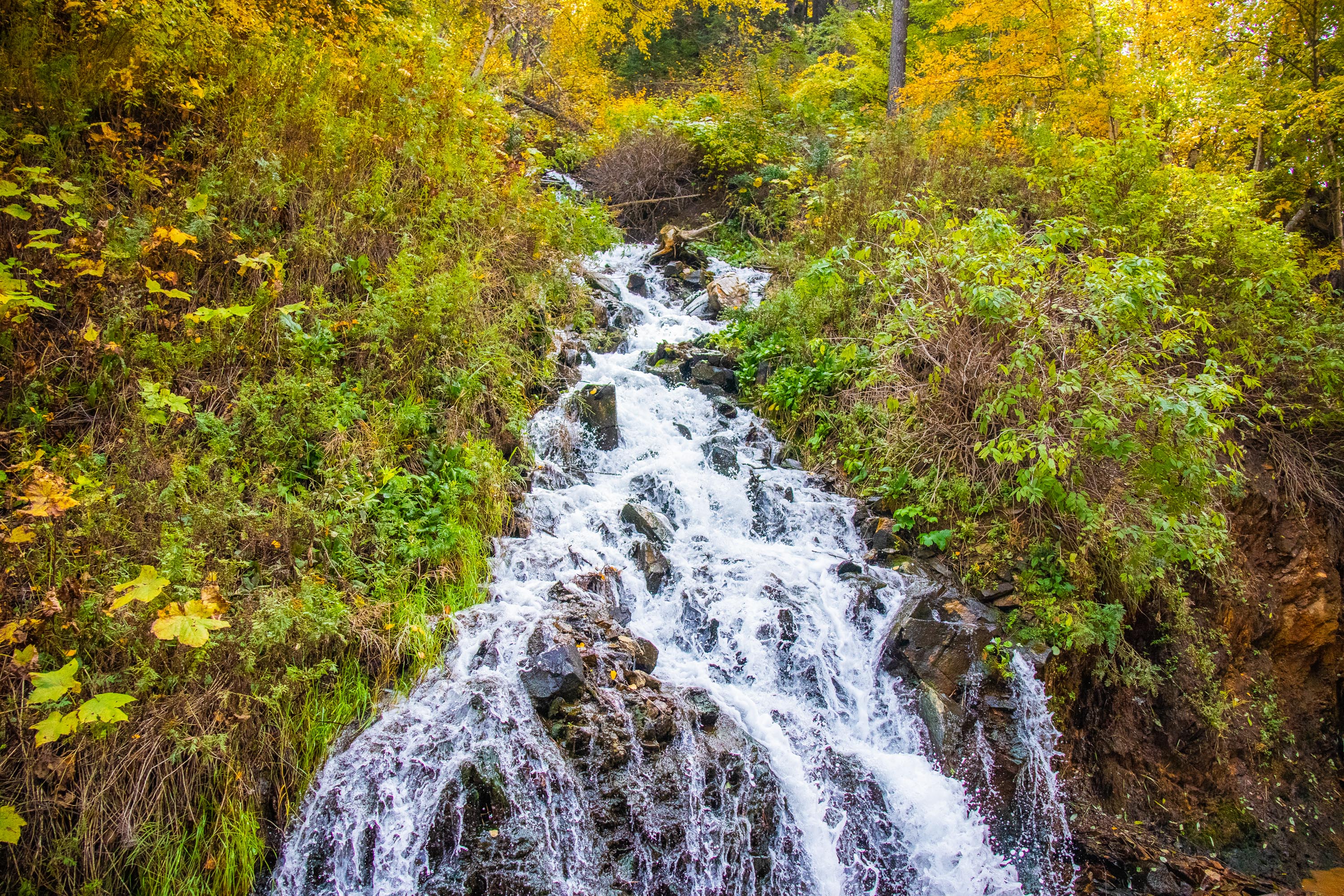 Effluent waterfall