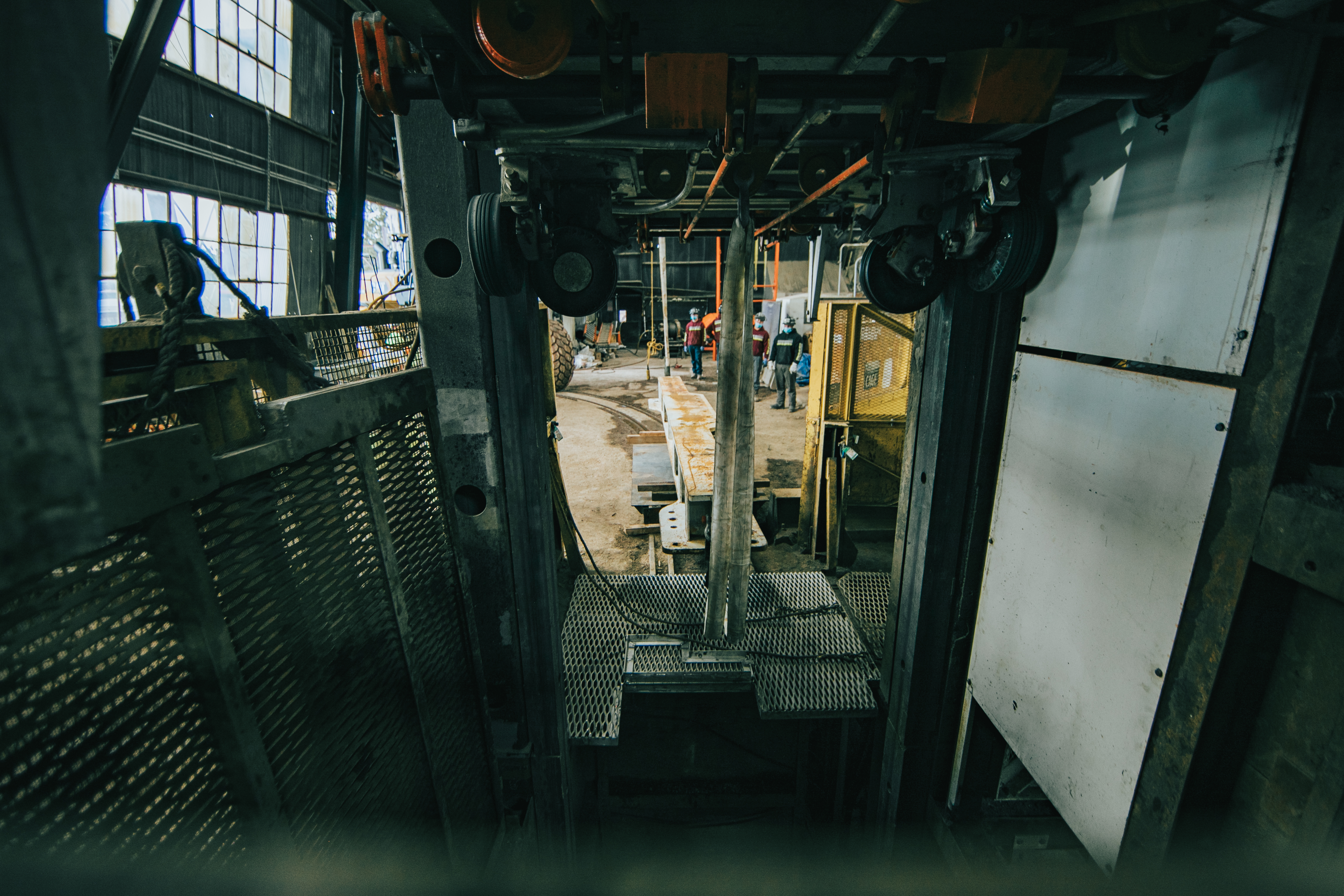 a load hands in the Ross Shaft 