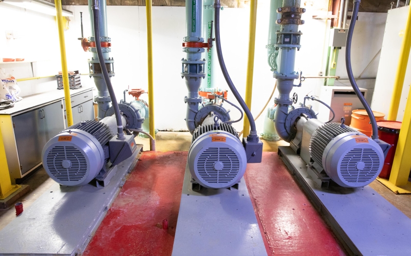 Pumps used to move water to the polishing filters